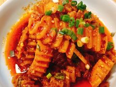 -全牛匠·乐山跷脚牛肉(新中关店)