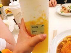 满杯金菠萝-喜茶(永旺梦乐城店)