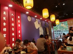 大堂-宽窄巷子成都小吃(建文店)