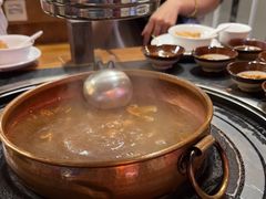 -阿山卓·野生菌火锅·纳西火塘烤肉