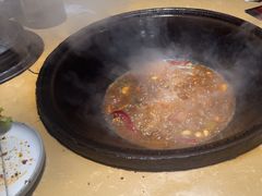 -万里闯关东铁锅炖菜馆(高新旗舰店)