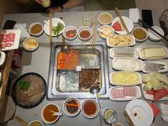 -海底捞火锅(新松江路生日主题店)