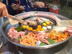 -哈哈碳都·牛肋条无限自助烤肉(宝龙店)