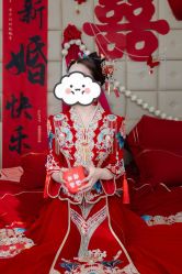 -衣贝姿婚纱礼服馆