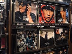 -黑胶星球(华发中城商都店)