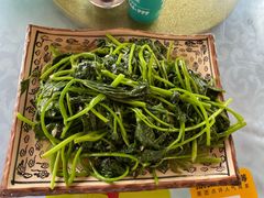 -范饭椰林川湘味海鲜·椰子鸡(三亚湾椰梦长廊店)