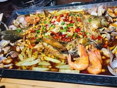 -东来菜馆•手抓海鲜家常菜•海鲜锅贴(鸽子窝店)