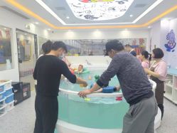 -熊小米专业儿童游泳馆