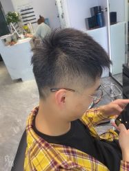 -Coo Hair salon