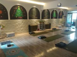 -瑜舍瑜伽连锁教室