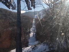 -亚布力新体委滑雪场