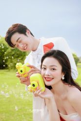 -角色婚纱摄影(中心店)