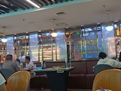 -布罗城堡自助烧烤(鸿通城购物中心店)