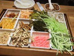 食蹄香烤卷皮-小食迹贵阳丝娃娃(世纪金源店)