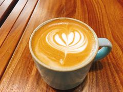 拿铁-VESH COFFEE(定西路店)