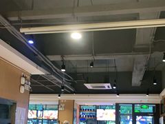 大堂-木屋烧烤(万德庄店)