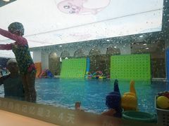 -龙格亲子游泳·水育早教运动中心(龙湾天街店)