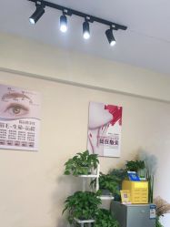 -妤见·化妆造型·美甲美睫