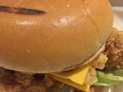 -肯德基(中纬店)