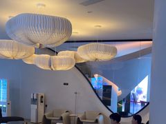 -涨巢·潮玩水疗局