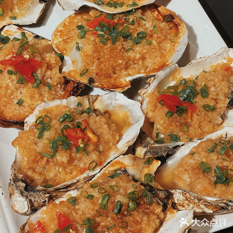 还有什么比吃串喝酒看球更爽的事！