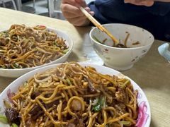 -小许三鲜砂锅馄饨店(家多乐烟酒店)