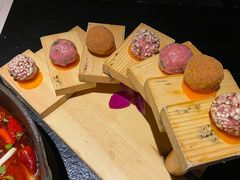 金顶手打牛肉丸子-盡膳口福·百年汤方火锅(科华北路店)