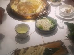 -牛人日志·鲜牛肉骨汤火锅(万科里瑧店)