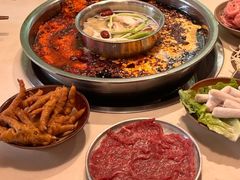 -岗上渣渣老火锅(两路口店)