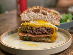 -HIGH FIVE哈福手工汉堡(桂林路店)