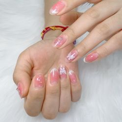 -七彩虹美甲美睫 半永久