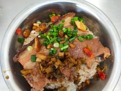 -梁阿婆廿年老牌扣肉糯米饭
