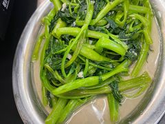 -蚝美人·生蚝海鲜烧烤(茶花园店)