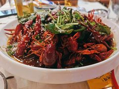 -海盗船. 龙虾烧烤. 酒馆