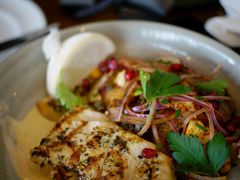 -ROAST coffee & eatery