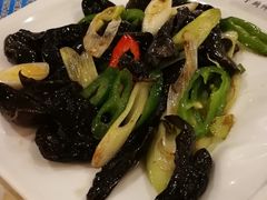-御满江海鲜酒家(洛溪新城店)