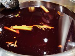 -肖肖酸萝卜鱼火锅(总店)