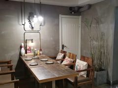 -HIGH FIVE哈福手工汉堡(桂林路店)