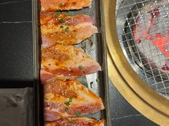 -山川小町·极番烧肉(新地假日广场店)