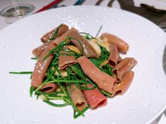 沙葱炒海肠-怡情荟•海鲜青岛菜(五四广场旗舰店)