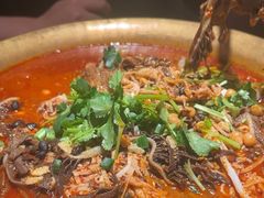 -张翻越·川渝冒菜·武汉黑鸭煲(城北万象城店)