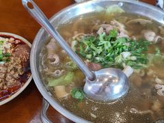 -谢老五跷脚牛肉·非遗传承店