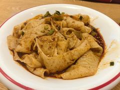 -三好食堂(煎饺·馄饨·肉饼米线·盛世广场店)