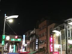 -六合夜市