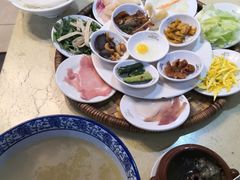 -桥香园云南过桥米线(金马碧鸡店)