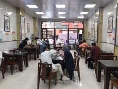 大堂-胡家包子·清真(大众巷店)