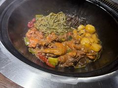 -万里闯关东铁锅炖菜馆(高新旗舰店)