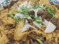 -壹阁胡羊焖饼(特色小吃街店)