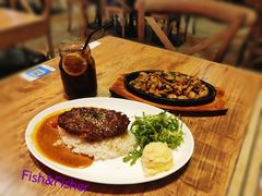 西班牙铁板黑胡椒蘑菇鸡-玛格萝妮(汇智国际商业中心店)