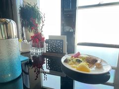 -唐拉雅秀酒店-西锦汇空中BBQ·思创餐厅